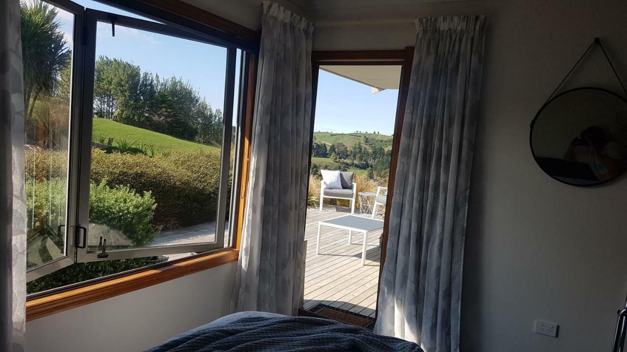 Above The River Karapiro Bed & Breakfast Eksteriør bilde